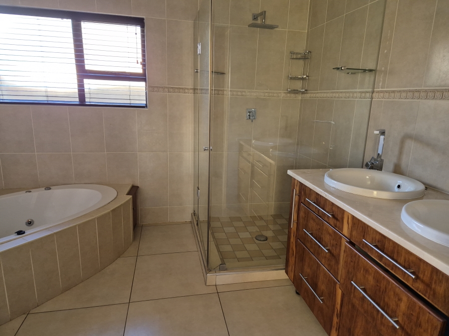 3 Bedroom Property for Sale in Wilkoppies North West